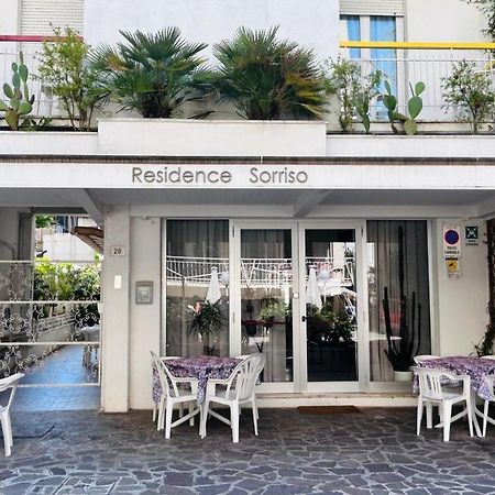 B&B Residence Sorriso Католика Екстериор снимка